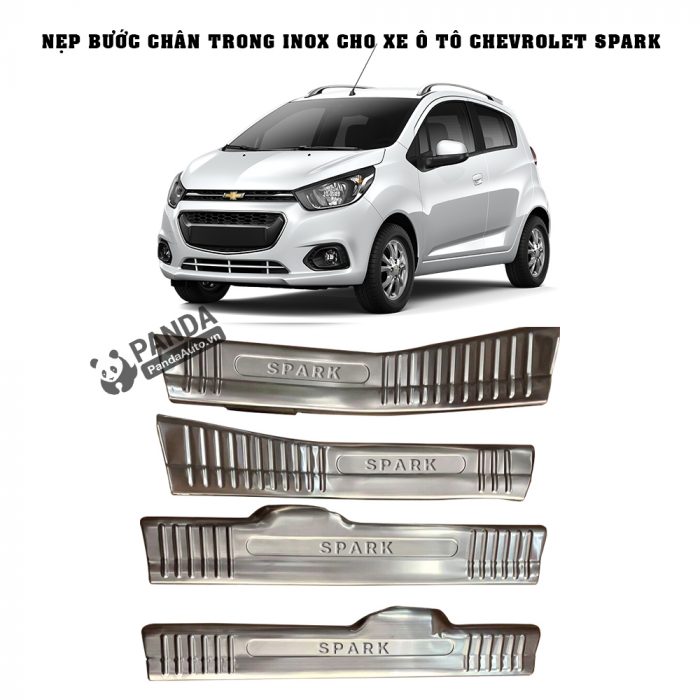 Nep-buoc-chan-trong-inox-cho-xe-oto-chevrolet-spark-tai-panda-auto