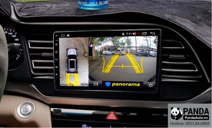 man-hinh-Android-cho-xe-Hyundai-Elantra-tich-hop-camera