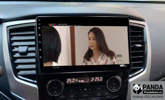 Xem-phim-tren-man-hinh-Android-cho-xe-Mitsubishi-Triton-2019