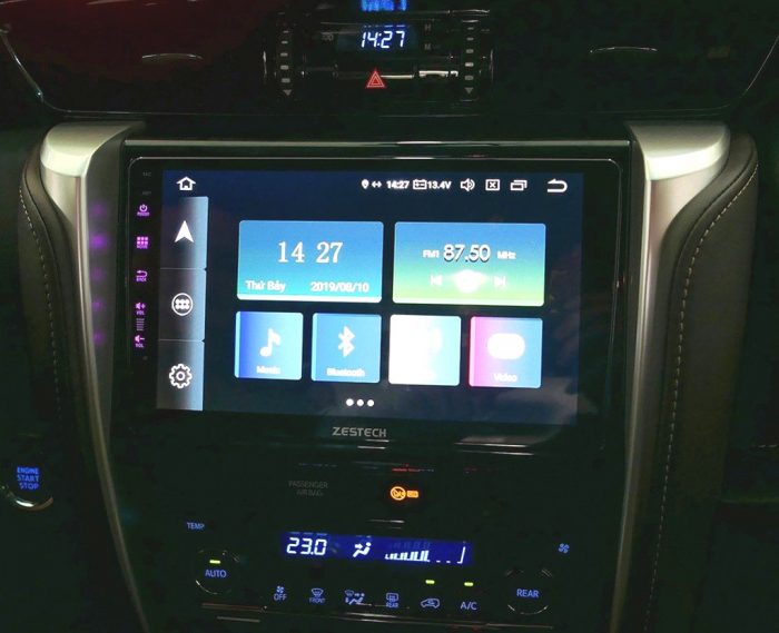 Màn hình DVD android Zestech cho xe Toyota fortuner