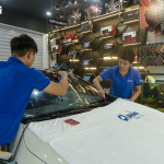 dich-vu-dan-phim-cach-nhiet-o-to