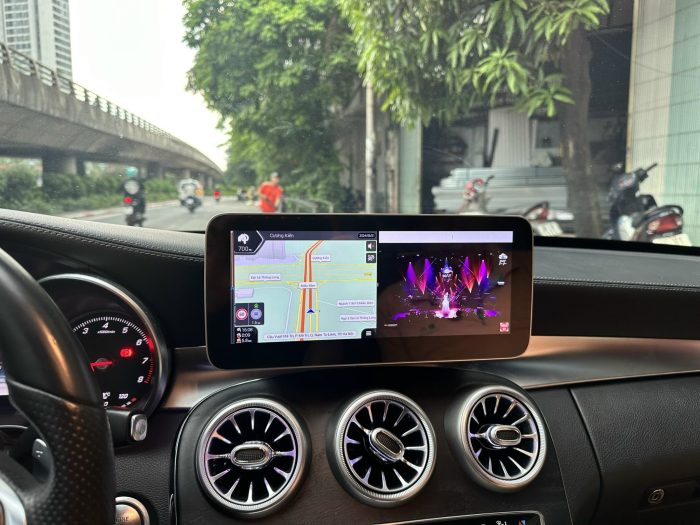 man-hinh-Android-cho-xe-Mercedes-C-class-tai-pandaauto.vn
