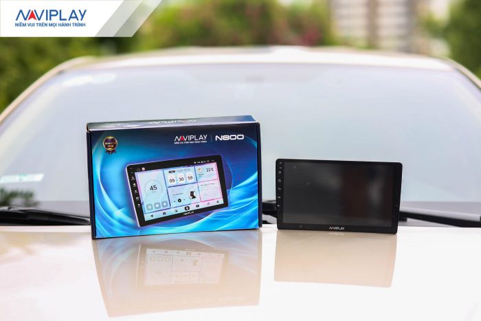lắp đặt màn hình android naviplay n900 trên xe