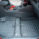 Tham-lot-san-cho-xe-Geely-Coolray-pandaauto-3