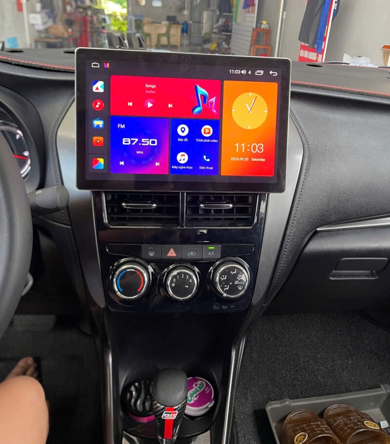 Màn hình android ô tô Vicom 2k- 11.5″ liền camera 360