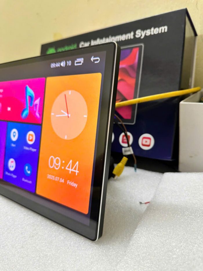 man-hinh-vicom-13inch-2k-360-tinh-nang-uu-viet-pandaauto