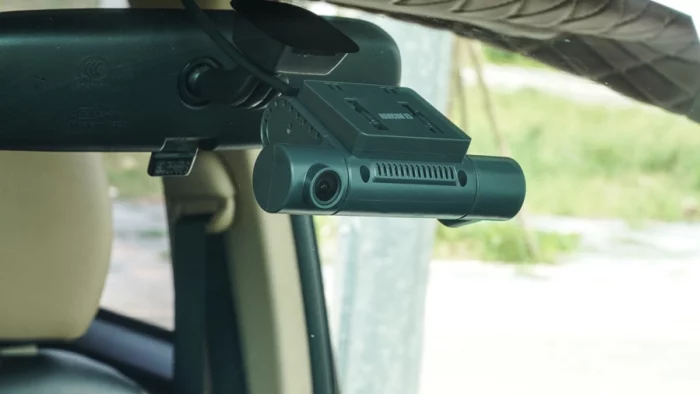 camera-hanh-trinh-Navicom-x5-3ch-thiet-ke-pandaauto