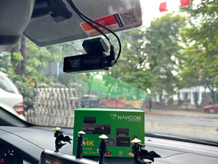 camera-hanh-trinh-navicom-D4K-ghi-hinh-24-pandaauto