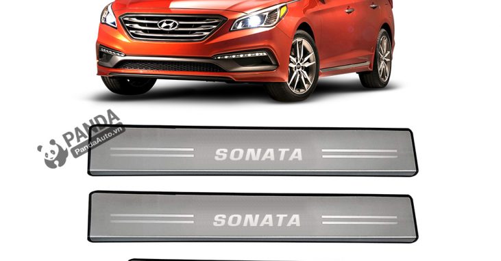 Nep-buoc-chan-ngoai-inox-cho-xe-oto-HYUNDAI-SONATA-tai-panda-auto