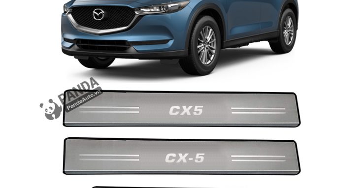 Nep-buoc-chan-ngoai-inox-cho-xe-oto-MAZDA-CX5-tai-panda-auto
