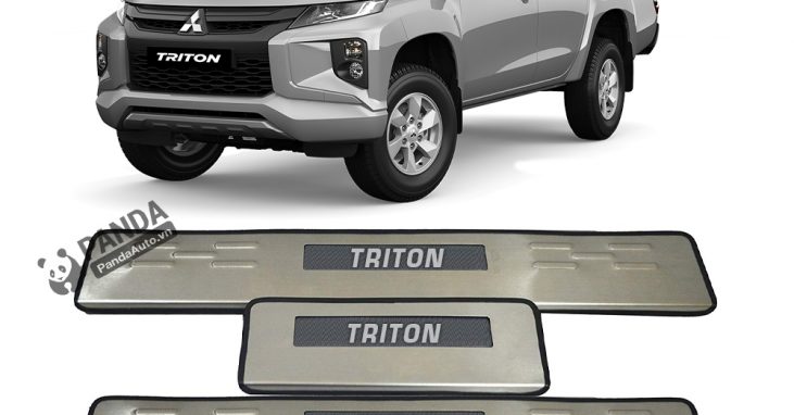 Nep-buoc-chan-ngoai-inox-cho-xe-oto-MITSUBISHI-TRITON-tai-panda-auto