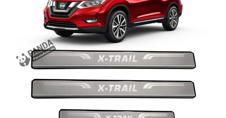 Nep-buoc-chan-ngoai-inox-cho-xe-oto-NISSAN-X-TRAIL-tai-panda-auto