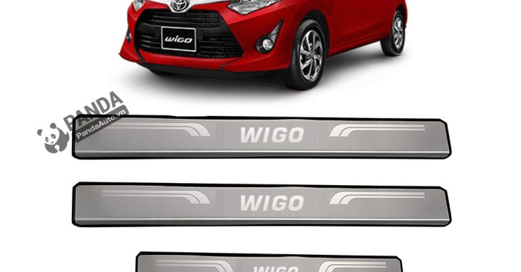 Nep-buoc-chan-ngoai-inox-cho-xe-oto-TOYOTA-WIGO-tai-panda-auto