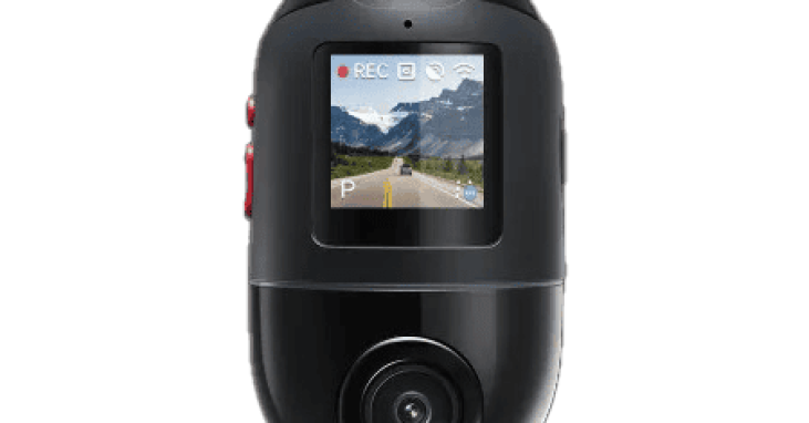 Camera-hanh-trinh-70mai-4K-Omni-X800-pandaauto-anh-dai-dien