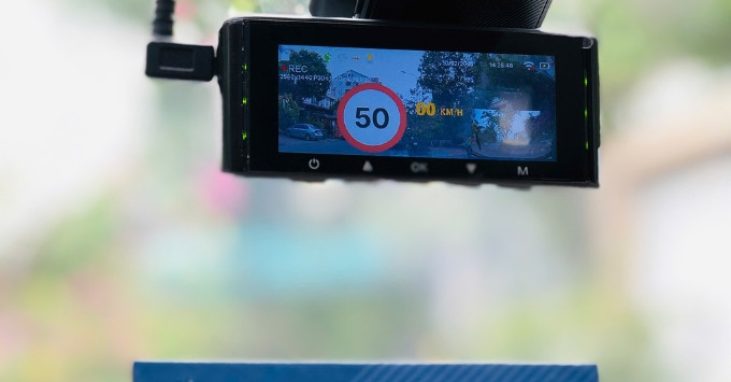 camera-hanh-trinh-cho-xe-Proton-X50-chinh-hang-tai-pandaautovn