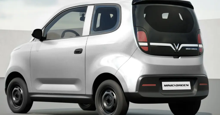 dan-phim-cach-nhiet-cho-xe-VinFast-Minio-Green-pandaauto.vn