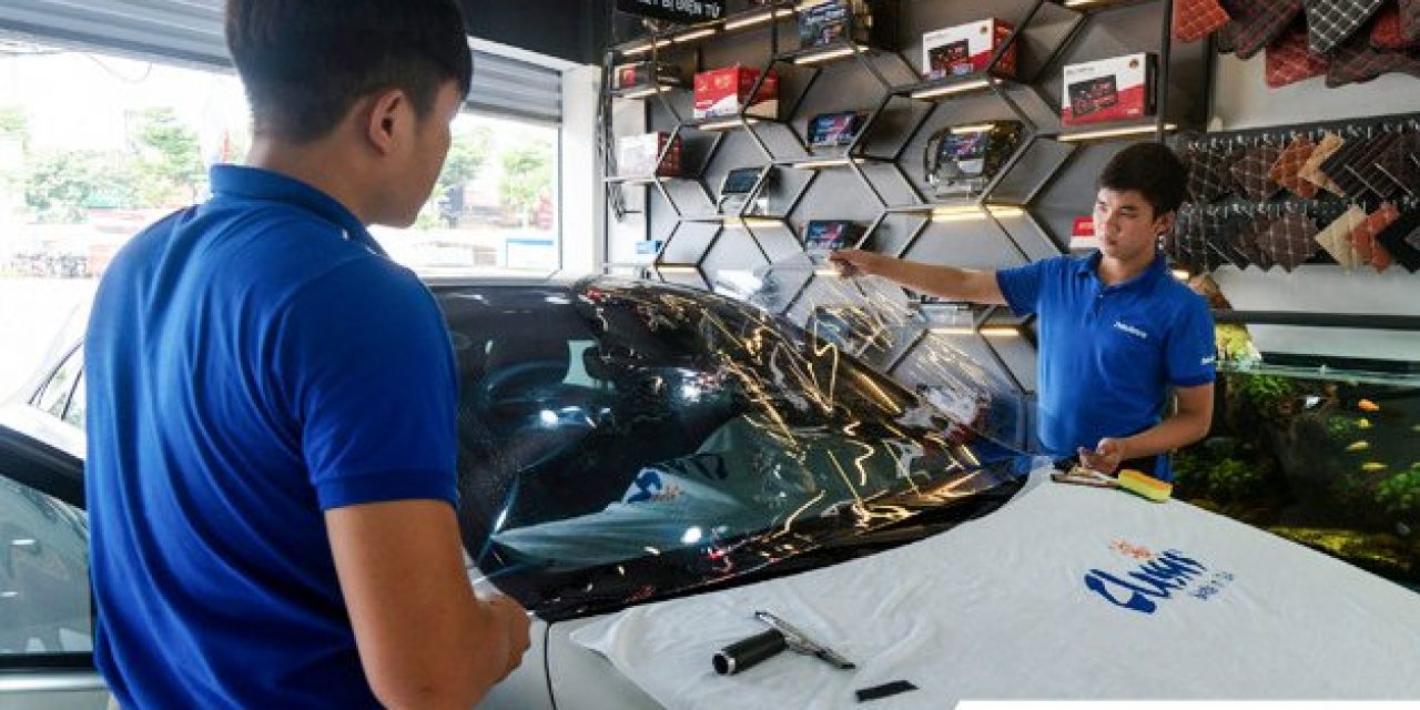 dan-phim-cach-nhiet-o-to-pandaauto