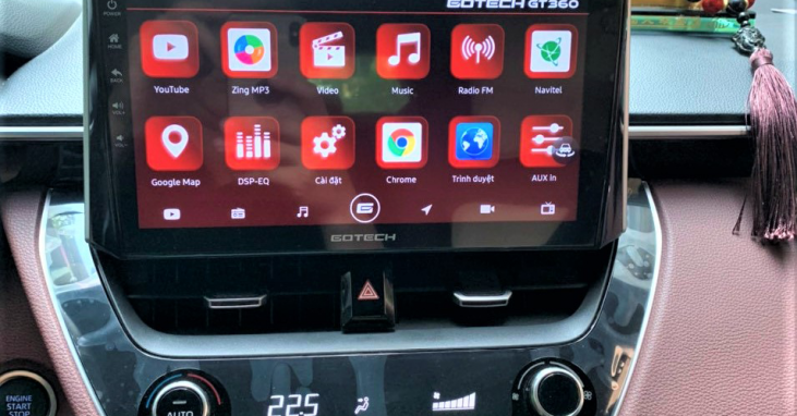 man-hinh-android-o-to-toyota-cross-2021