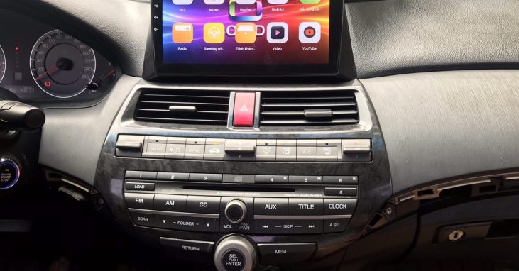 lap-dat-man-hinh-android-oto-tai-panda-auto