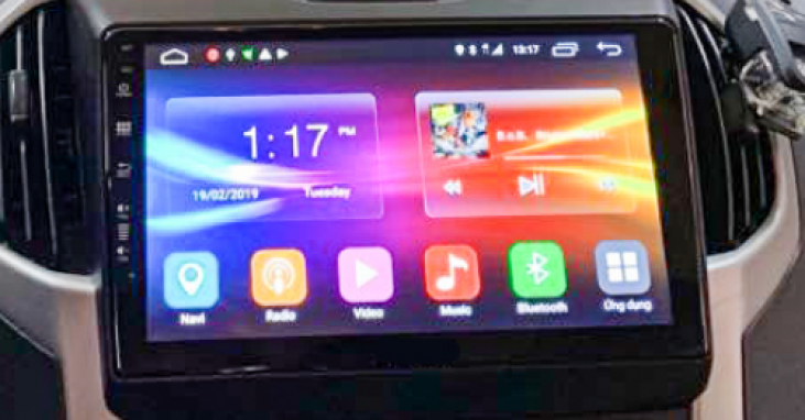 lap-dat-man-hinh-dvd-android-cho-xe-Isuzu-D-Max-tai-panda-auto