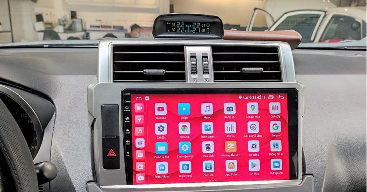 màn hình ô tô Toyota Prado