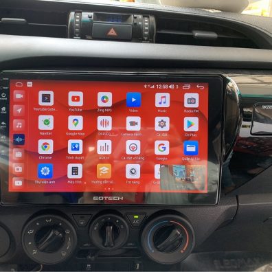 màn hình ô tô toyota hilux