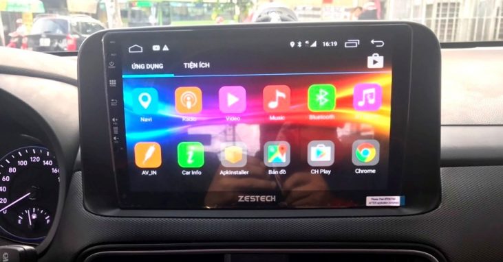 man-hinh-zestech-cho-xe-kona