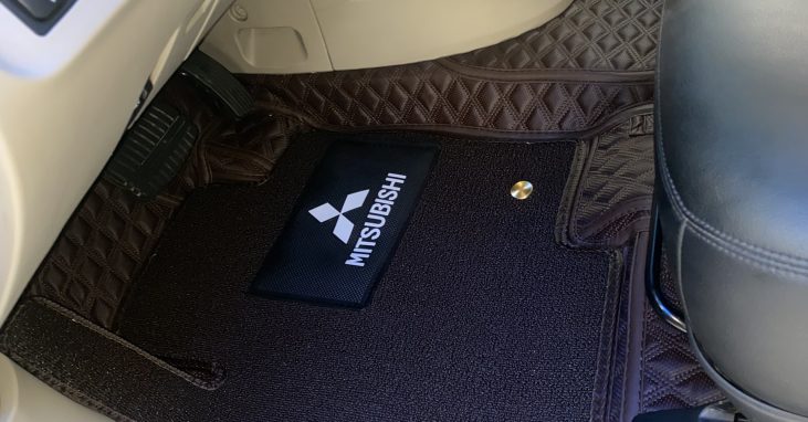 Thảm lót sàn cho xe Mitsubishi Grandis