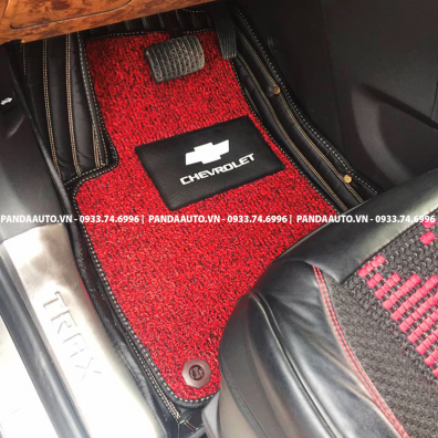 tham-lot-san-xe-o-to-chevrolet-trax-ghe-lai-panda-auto