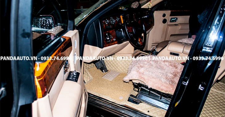 tham-lot-san-xe-o-to-rolls-royce-ghe-lai-panda-auto