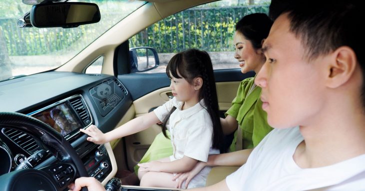 trung-tam-lap-dat-man-hinh-o-to-gotech-panda-auto-vn